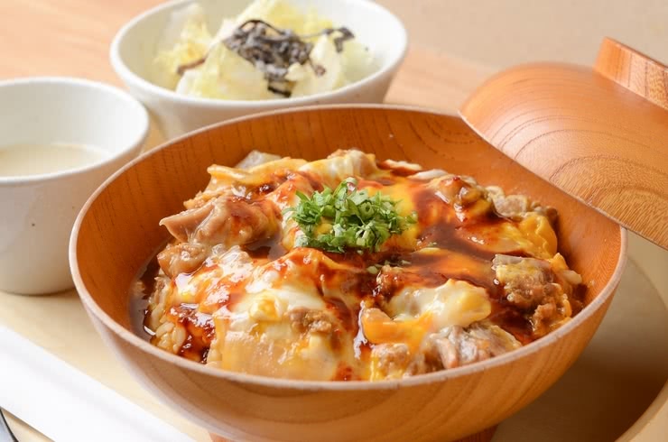 日本的平民美味 蓋飯料理的世界尋找美味日本 品味日本 日式餐廳導覽