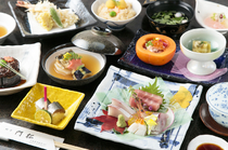 日本料理　料亭　門松_『季節的道地懷石套餐』數道當季美味的菜餚