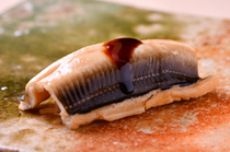 壽司善 總店_松软适口的“海鳗饭团”