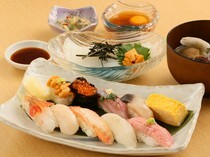 壽司處　彩華_美味的料理，讓肚子和心情都得到滿足的『潮套餐』