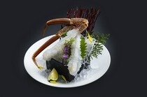 螃蟹松葉總店_刺激五感的極品美味『松葉蟹開生魚片』