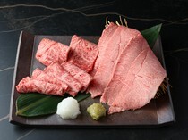 完全個室燒肉 牛MASA_嚴選最高品質宮崎牛的豪華拼盤「今日的宮崎牛三種拼盤」