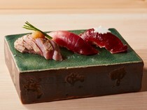神樂坂 壽司 KONKON_只使用鮪魚中盤商親自參加競標後標到的鮪魚的「鮪魚握壽司」