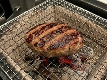 參宮橋IBUSANA_肉的鮮味漫溢出來的「IBUSANA漢堡排」