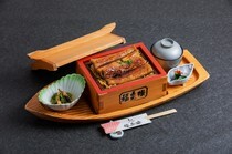 福泉操_盡情品味精心製作的鰻魚「雙層蒸籠鰻魚飯（特級）」