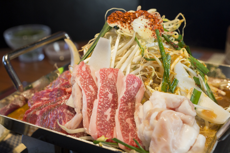 GYUUTON對抗賽　品牌牛、島豬(沖繩名產)整頭購入的肉類料理專店 image