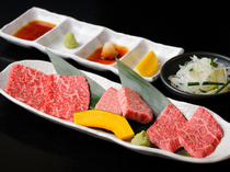 燒肉 AKAMIUSHI　惠比壽_“赤身牛3种拼盘”严选3种稀少部位，每日一变