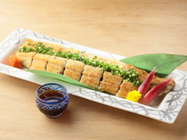 鰻魚家 SHIBA福屋_一目了然職人精湛技藝的簡單調味清爽白燒美味，「柑橘醋微炙鰻魚」