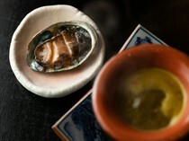 天婦羅 宮代_沾鮑魚肝和西京味噌的醬汁品嚐的涮涮鍋「鮑魚涮涮鍋」