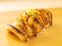 壽司驗_口感溫和令人感到安心的『煮星鰻』