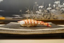 龍月 SUSHI_可選擇生吃或煮熟的『斑節蝦』
