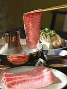 涮涮鍋・壽喜燒・鰻魚　吉野_特選神戶牛涮涮鍋晚餐套餐　24,000日幣