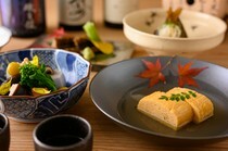 赤坂ANDO_由當天採購的精選食材製作而成的「主廚推薦懷石料理套餐」
