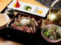 Teppanyaki MYDO_伴隨著黑毛和牛的美味，可以根據個人喜好調整的極致享受「黑毛和牛三吃」