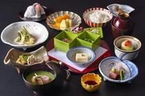 舊御用邸 菊華莊_能享用不譁眾取寵的王道日本料理「會席　華」