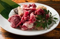 炭火燒肉Kyorochan_約500克的內臟品嘗比較。CP價超高「Kyorochan拼盤」