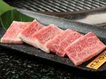  AMIYAKI亭 名站西店_最受常客歡迎的超值料理，「國產黑毛牛 特選五花肉」