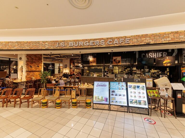 J.S. BURGERS CAFE LaLaport  EXPOCITY店_店外景觀