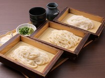 素麵屋 糸 歌舞伎町本店_可以一一品嚐到不同魅力的「品嚐比較組合（生、三輪、小豆島）」
