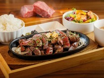 JOYS TABLE Dining&Cafe_入口即化的柔軟口感和濃郁風味的「A5等級京都牛肉」