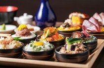 肉和魚和牡蠣 OYSTER Bar＆Bistro 魚秀 ～UOHIDE～ 澀谷櫻丘店_標準小碗丼午餐套餐（6款）