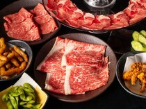 牛舌涮涮鍋與牛肉握壽司源’s_使用A5黑毛和牛的「牛舌・豬肉涮涮鍋・A5黑毛和牛涮涮鍋・精品料理（吃到飽套餐）」