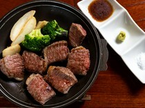 日本料理和沖縄料理 翔菊〜Shogiku〜_多汁美味為魅力！「和牛里脊牛排」