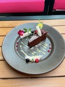 SAKURA 六本木_適合咖啡也適合葡萄酒，深邃風味的「巧克力蛋糕」