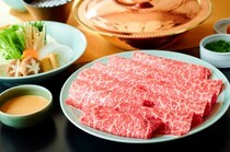 涮禪　梅田店_品嚐健康取向紅肉的「黑毛和牛紅肉三種　吃到飽與涮禪款待料理」