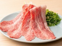 廣島牛A5和名物牛舌  燒肉內臟NIKUCHO_ 稍微奢侈地品嘗經典菜品「廣島牛肩肉」