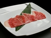 肉料理  陽氣_脂肪與紅肉的絕妙平衡「牛臀蓋」